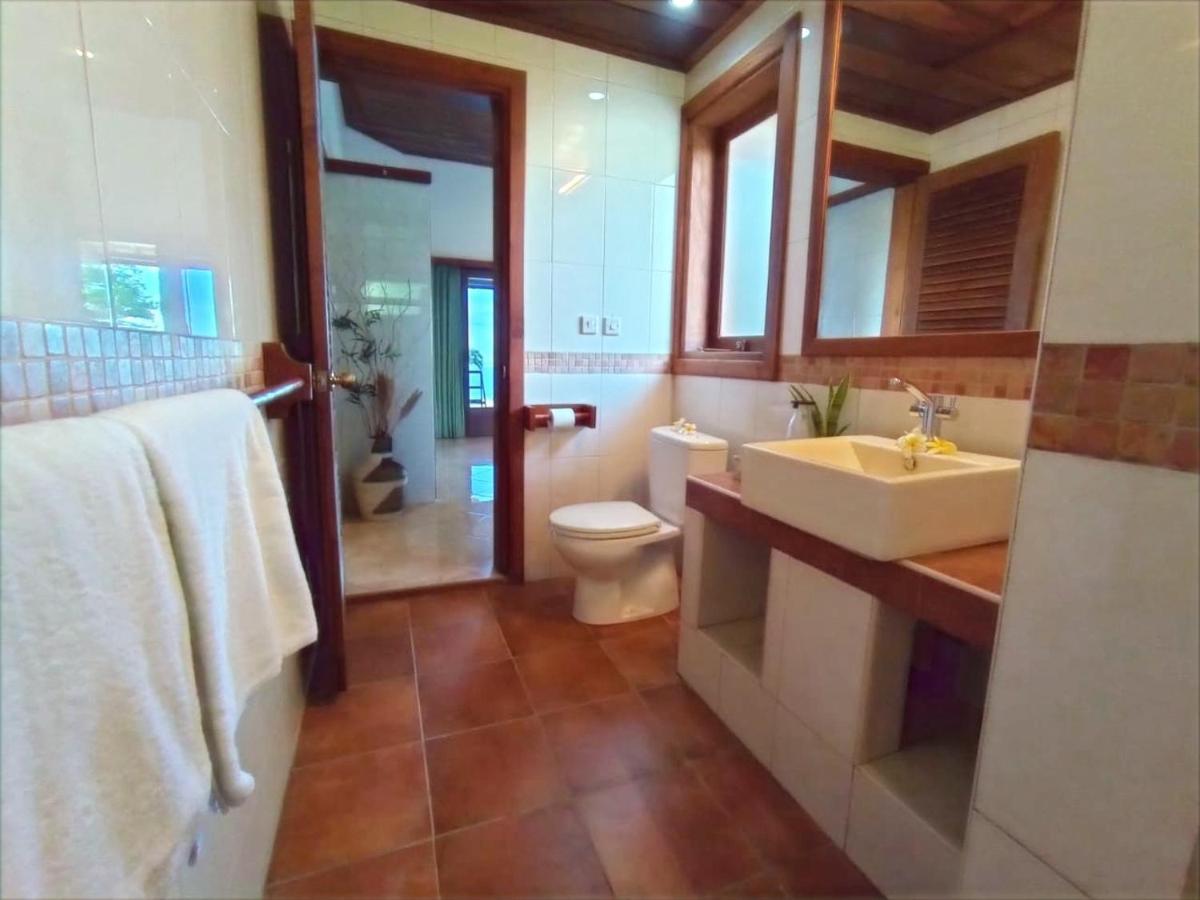 Absolute Beachfront, Paradise, 3Br Villa With Private Pool On 1200M2 Of Tropical Land Tulamben Exterior foto